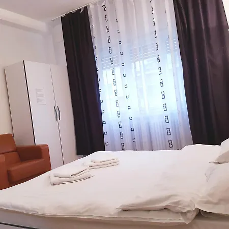 Apartment Modern Studio Old Town